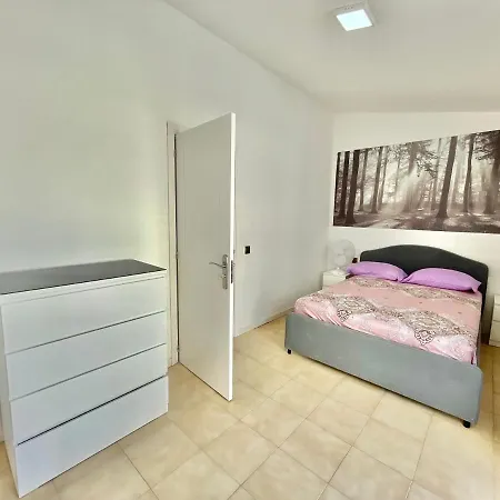 Relax House Semesterbostad *