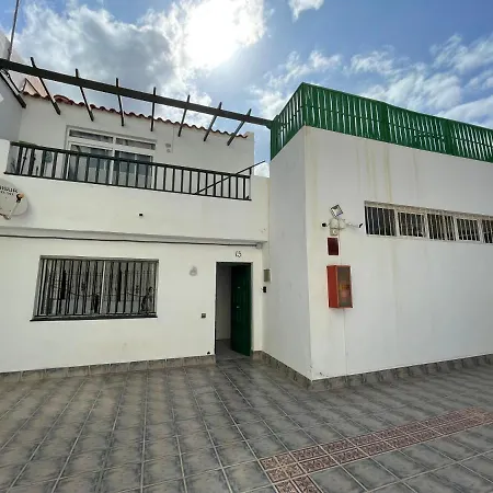 Relax House Semesterbostad *