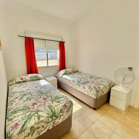 Relax House Semesterbostad