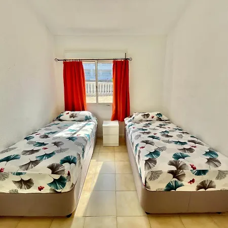 Semesterbostad Relax House Puerto de Santiago (Tenerife)