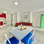 Relax House Semesterbostad Puerto de Santiago (Tenerife)